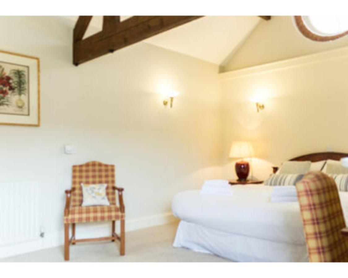 The Bull Inn Bourne Ngoại thất bức ảnh